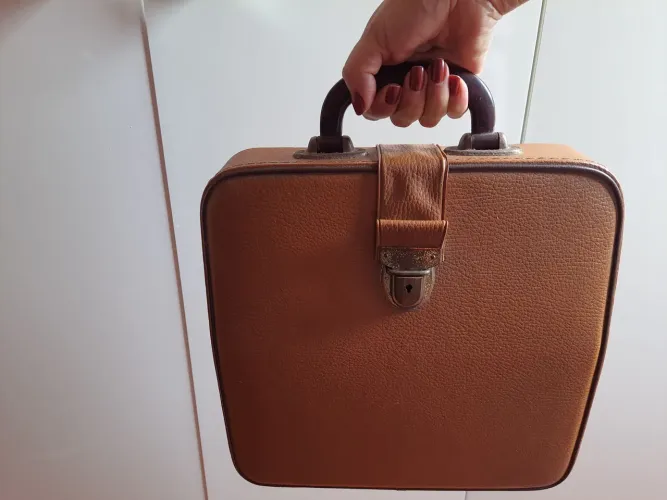 Lote Antiguidades máquina Hermes baby 1971 - moedas - coca cola vintage 