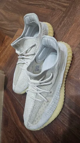 Adidas Yeezy 350 V2 - Original