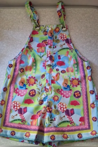 Jardineira menina tamanho 6 da alphabeto