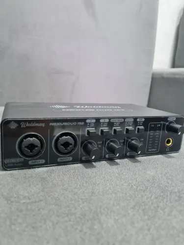 interface de áudio e mesa de som Waldman Nexus Duo 192