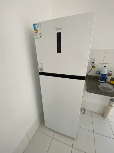 VENDO GELADEIRA NOVA