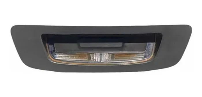 Luz Placa / Botão Porta Malas Chevrolet Cruze Sedan 2017