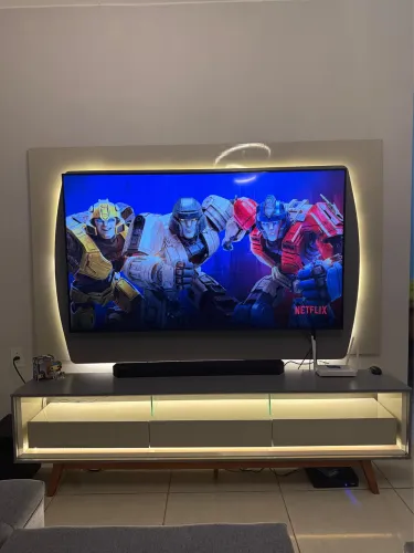 Samsung Smart TV 85" UHD 4K U8100F + Soundbar Samsung HW-B400F