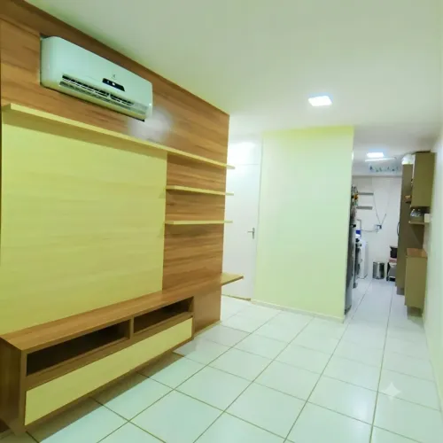 Apartamento Semi Mobiliado de 2 Qtos c/ Suíte - 1º Andar - no Conquista P.Aleixo. Próx. do