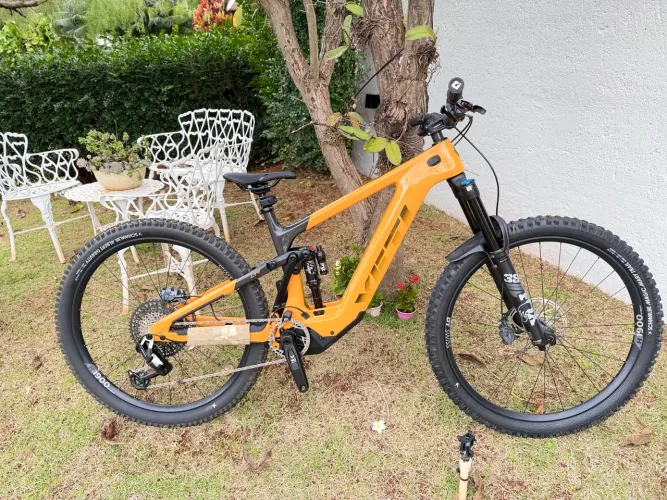 Bike elétrica yeti LTe C2 90 