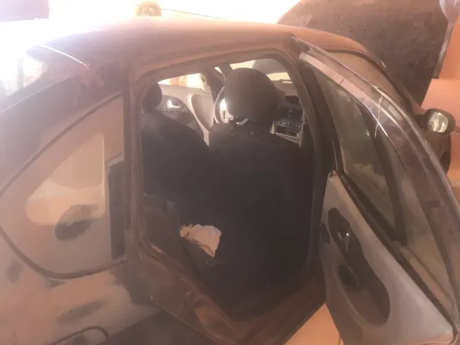 Renault Symbol Expression Hi-flex 1.6 8V 4P 2010