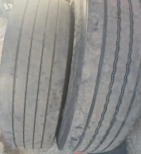 Pneus 295/80 R22. 5