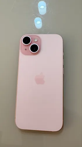 iPhone 15 Rosa em Excelente Estado
