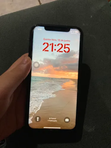 iPhone XR 64GB Semi Novo - Bateria 100% - Funcionando Perfeitamente