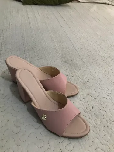 Saltinho seminovo rosa