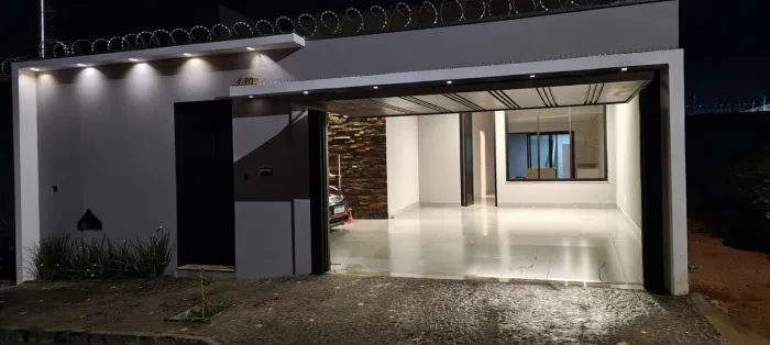 Casa Nova no Bairro Santa Rosa - Imóvel Moderno, Confortável e Pronto para Morar!