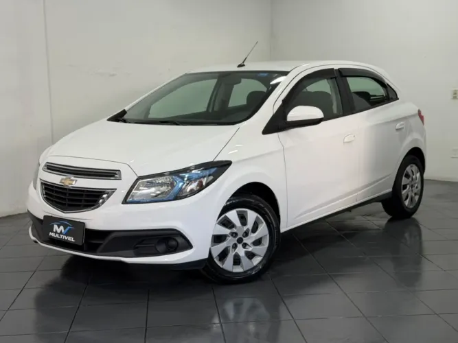 Chevrolet Onix Hatch LT 1.4 8V Flex Power Aut. 4P 2015