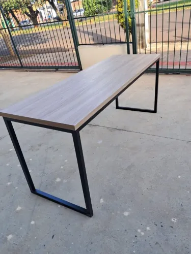 Mesa industrial nova