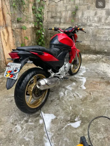 CB 300R 2015 - IPVA 2026 PAGO / IMPECÁVEL (Último Ano do Modelo)