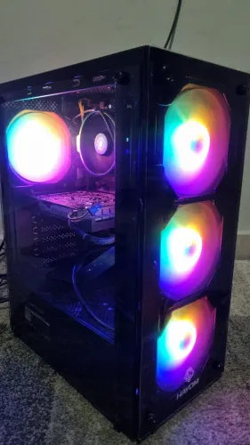 Pc gamer RYZEN 5 5500, 16GB RAM, GTX 1650 4GB