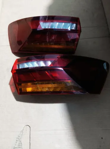 Lanterna Jetta 2019 A 2024
