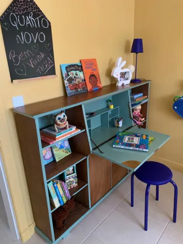 Escrivaninha antiga