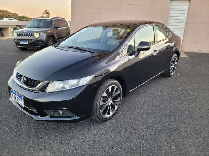 Honda Civic Sedan LXR 2.0 Flexone 16V Aut. 4P 2016