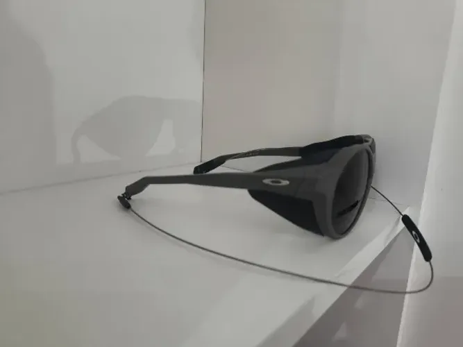 óculos de sol oakley clifden matte olive