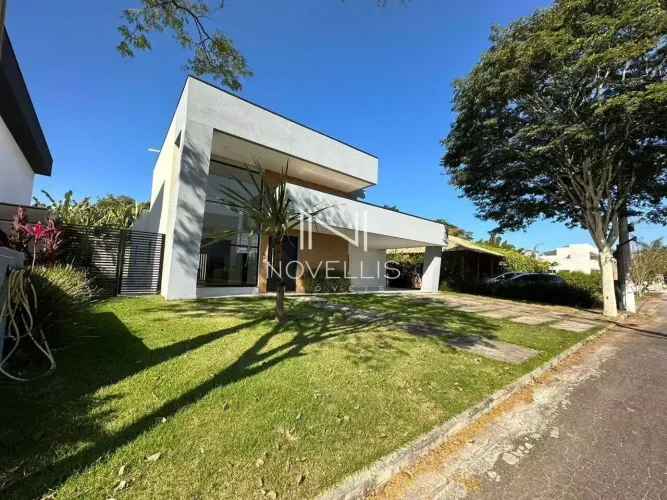 Casa Locação Condominio Santa Clara 3 Dormitórios, 3 Suítes, 4 Banheiros, 4 Vagas de Garag