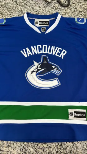 Camisa Retrô Vancouver Canucks - #33 Sedin