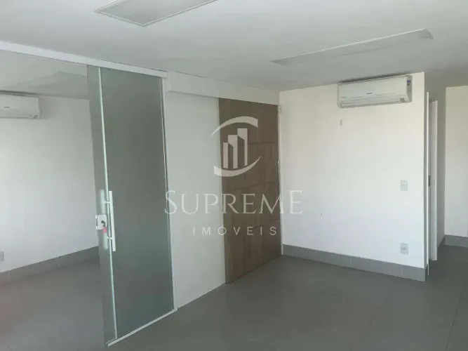 Sala comercial com 47m2 no Recreio dos Bandeirantes - Rio de Janeiro - RJ