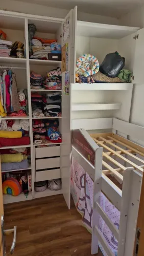 Guarda-roupas + Cama Infantil (vendo separado também)