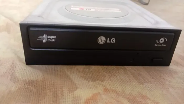 LEITOR DE CD/DVD PARA PC LG FUNCIONANDO PERFEITAMENTE!