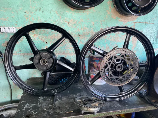 Rodas de liga leve YBR FACTOR YBR FAZER 150