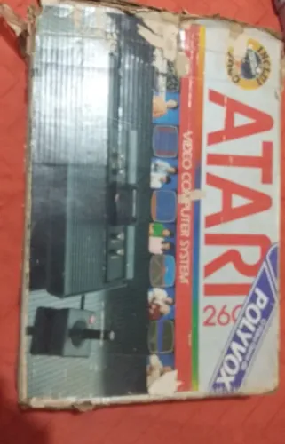 Atari 2600 - Video Game Console