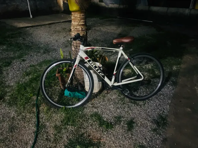 Bicicleta Blitz Road - Aro 26