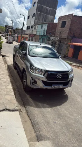 Toyota Hilux CD SRV 4X4 2.8 TDI Diesel Aut. 2020