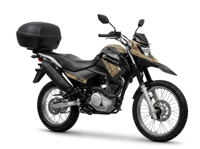 Crosser 2023 cor preta e bege