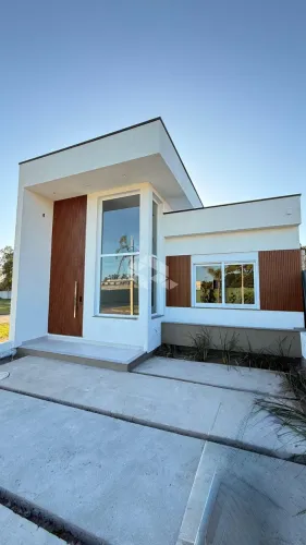 Casa em condomínio com 3 dormitórios no bairro Hípica - Porto Alegre