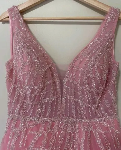 Dois vestidos Debutantes Rosa tamanho P