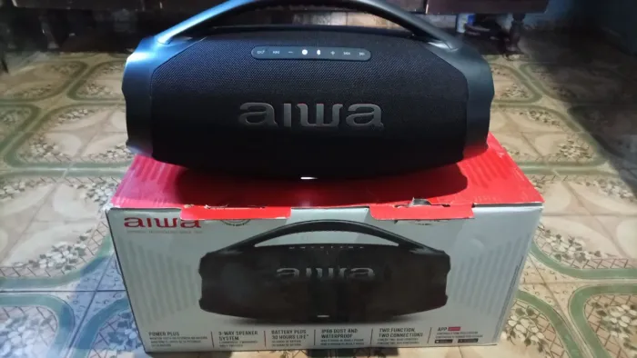 Caixa Aiwa bom box