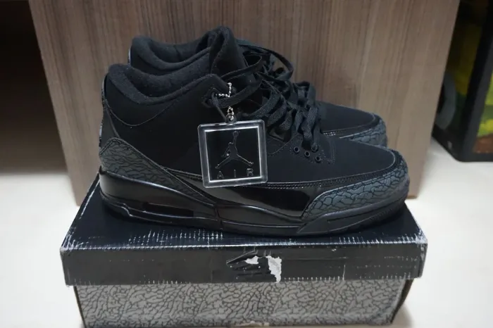 Air Jordan 3 Black Cat - Novo com caixa - Tamanho 43