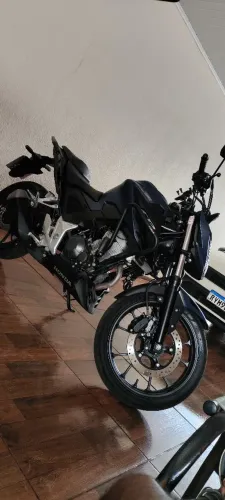 CB 300