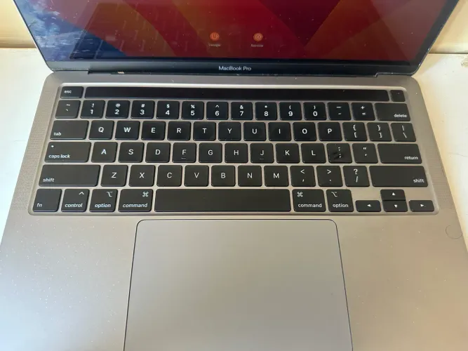 MacBook Pro I5 13.3 2020 8GB/ 256GB SSD