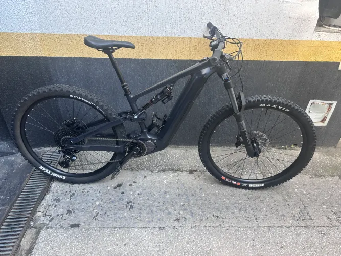 Bike Elétrica KONA REMOTE 160 DL - E-MTB ENDURO - (Tamanho M)