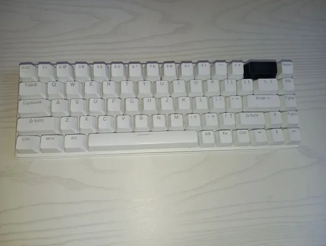 Teclado Mecânico K68