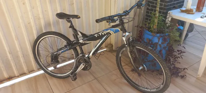 Bicicleta caloi aro 26 alumínio