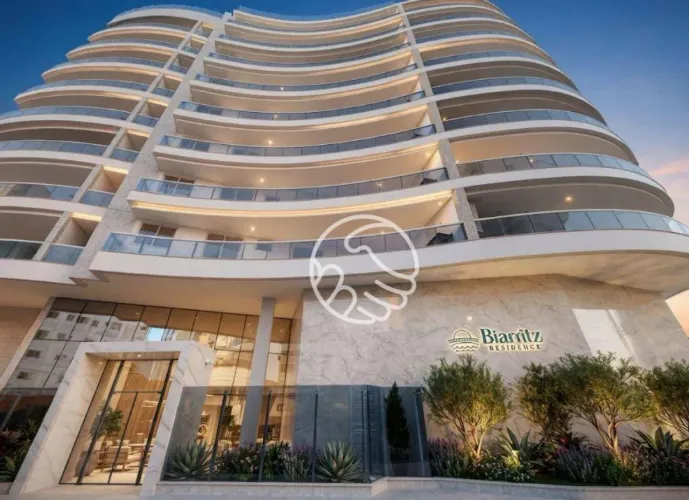 Apartamento novo com 4 quartos e vista para o mar em Peracanga