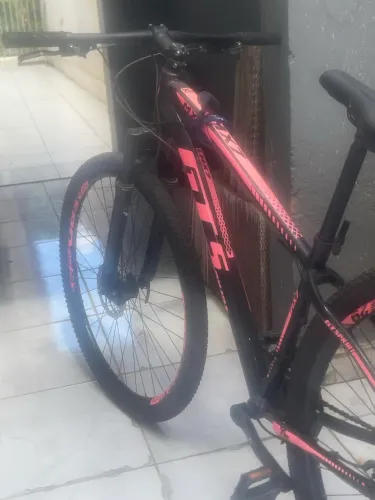 ? Bike GTS Aro 29 Alumínio - Praticamente Nova ?