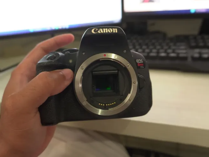 CANON T5I (CORPO) 