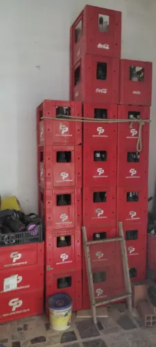 Caixas de litrão 