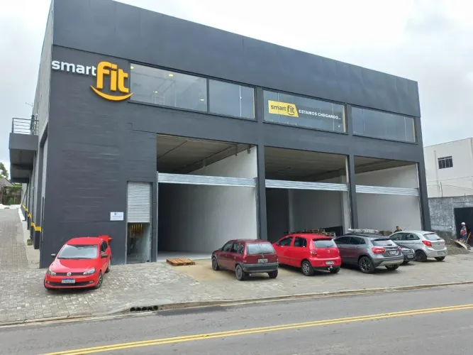 Sala Comercial para aluguel em Embu das Artes - SP