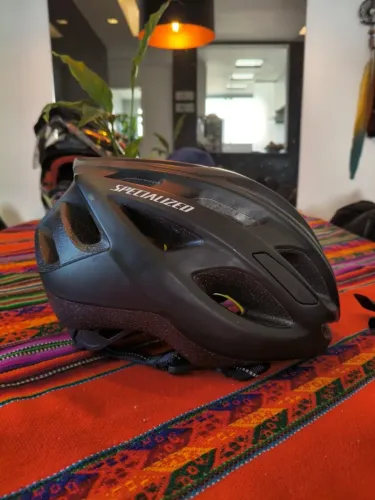 Capacete Specialized Chamonix Bike