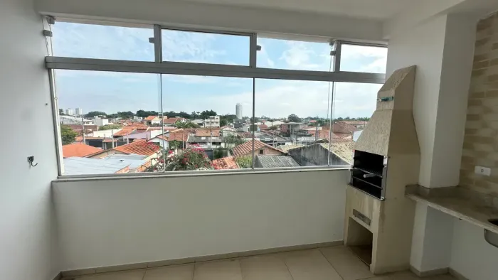 Apartamento para venda tem 85 metros quadrados com 2 quartos