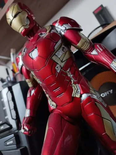 Estátua Iron Man Mark 46 (30cm)
